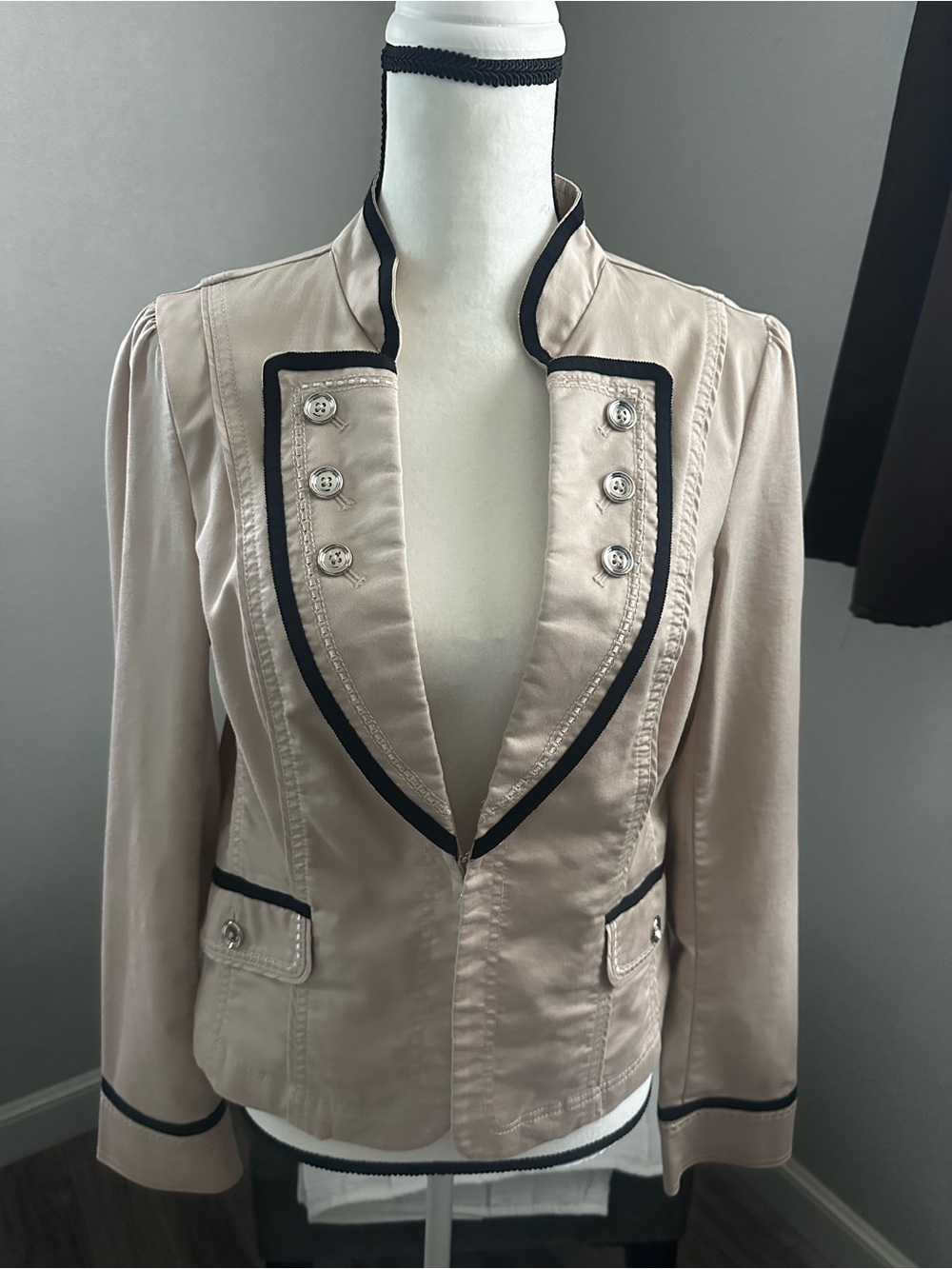 Vintage White House Black Market Beige Military-Style Jacket with Black Trim